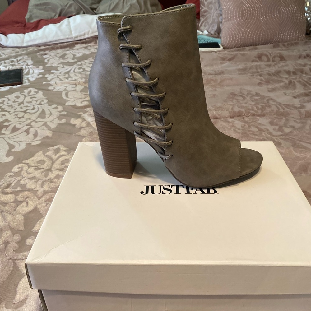 Booties from just fab, brand new size 9